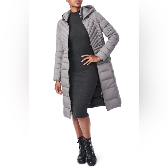 Bernardo Jackets & Blazers - Bernardo Hooded Long Quilted Coat Sz 2X
